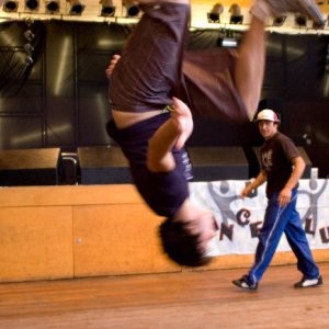 Breakdancer 1.jpg