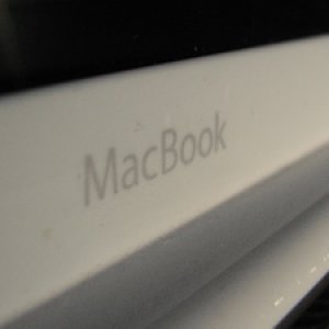 macbook.jpg