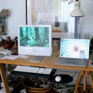 desk.jpg
