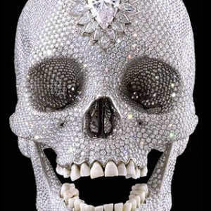 diamond_skull_for_iphone.jpg