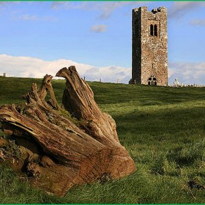Hill of Slane 1.jpg