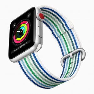 Apple-Watch-Series3_spring-woven-bands-stripes_032118.jpg