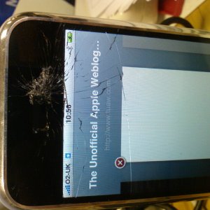 Smashed iphone.JPG