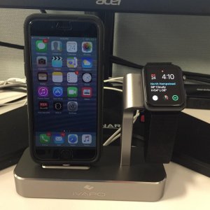 apple watch charger- silver.jpg