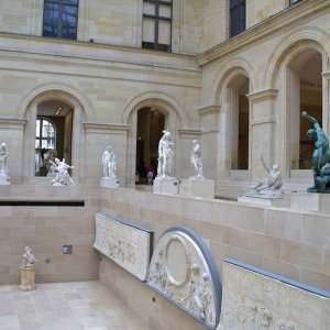 Louvre2.JPG