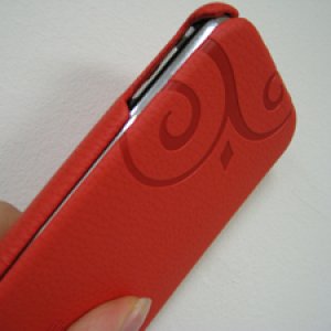 lararediphone.jpg