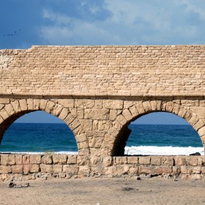 Herod's Aquaduct.jpg