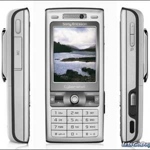 sony_ericsson_k800i_silver_zoom.jpg