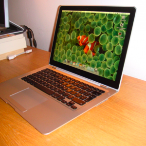 MacBook Air 3.png