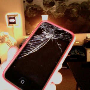 iphone_crack.jpg