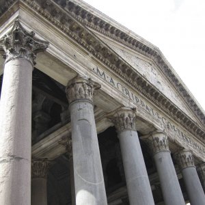 pantheon columns (2).jpg