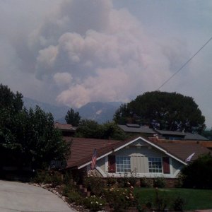 La Crescenta Station Fire.jpg