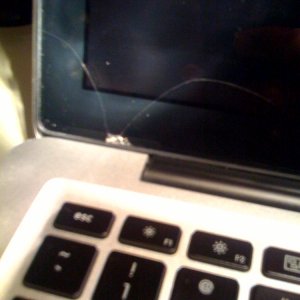 MacBook Pro Crack 1.jpg