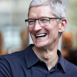 104818765-GettyImages-864125128-tim-cook.1910x1000.jpg