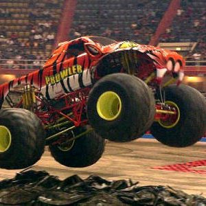 prowler-monster-truck_small.jpg