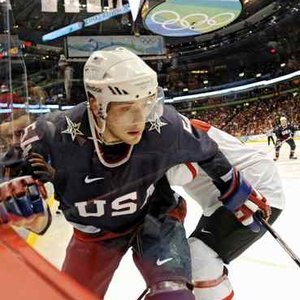 20100217_inq_olyhockey17-d.JPG