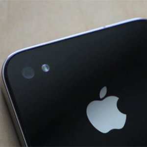 500x_next-iphone-posterframe.jpg