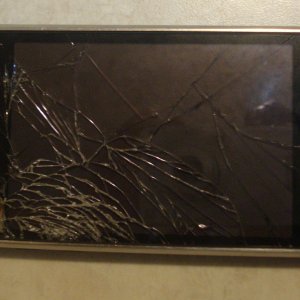 phonecrack.jpg