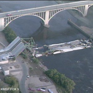 I35Wbridge.jpg