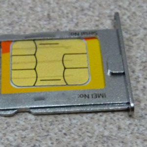 iPhone4 SIM.jpg