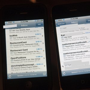YellowishiPhone4Screen1.JPG