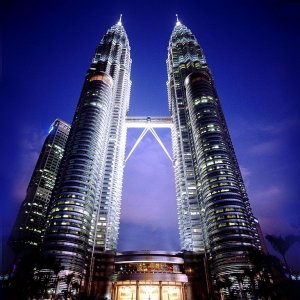 kuala-lumpur-petronas-tower.jpg