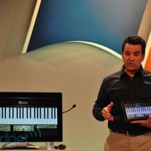 microsoft-computex0063[1].jpg