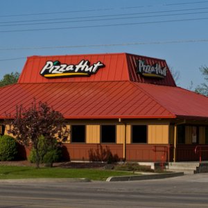 pizza-hut-saginaw.jpg