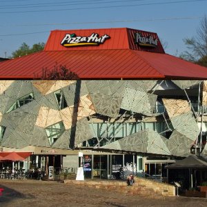 yarra Hut YUM.jpg