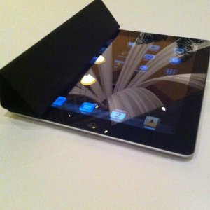 iPad 2 w: Smart Cover.jpg
