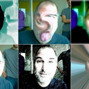 stevejobsphotobooth2005.jpg