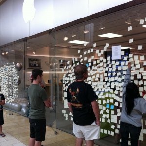 Apple Store Thousand Oaks 10_9_11 No2.jpg
