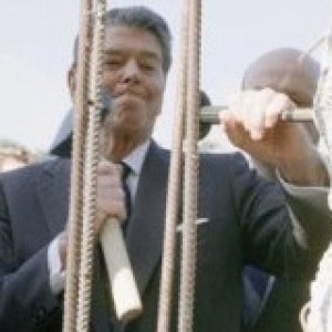 reagan-hammering-the-berlin-wall-sept-20-1990.jpg