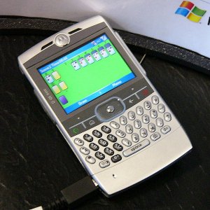800px-Motorola_Q_2.jpg
