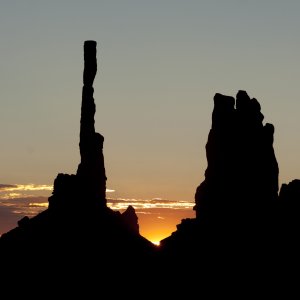 totem pole dawn6812c.jpg