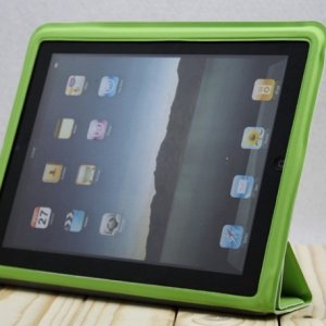 the_new_ipad_3_smart_cover_green.jpg