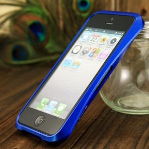 deff_cleave_draco_iv_aluminum_case_for_iphone_5_blue.jpg
