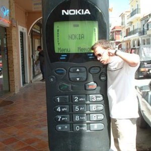 BigNokiaCellPhone.jpg