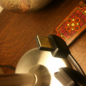 strange-usb.jpg
