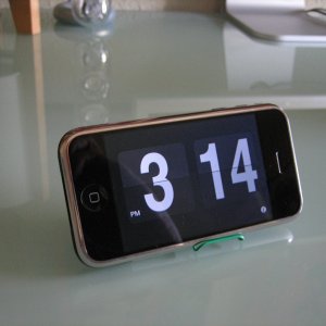 iphoneclock.jpg