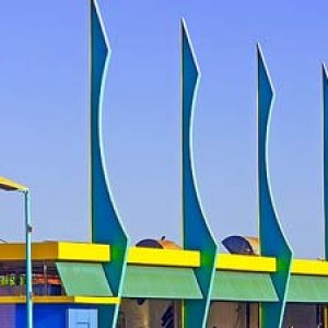 googie-architecture-image_350_090611113718.jpg