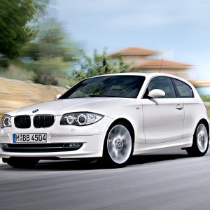 BMW_1series_3door_02.jpg