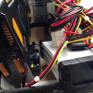 aV1Say8-640x480.jpg