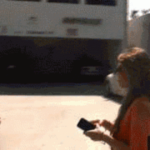 omg-i-dropped-the-iphone1.gif