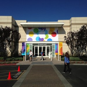 apple_town_hall_iphone_5s.jpg