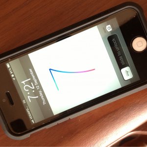 iphone _spigen tough 1.jpg