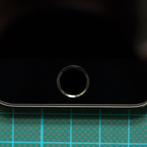 iphone-5s-fingerprint-sensor.png