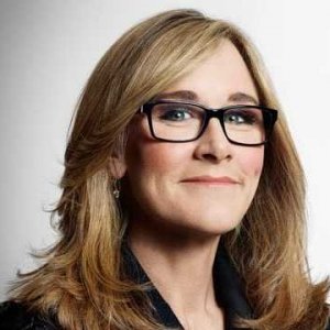 angela-ahrendts-3.jpg