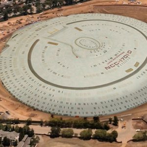 AppleCampus2.jpg