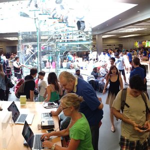 5th-ave-apple-store.jpg
